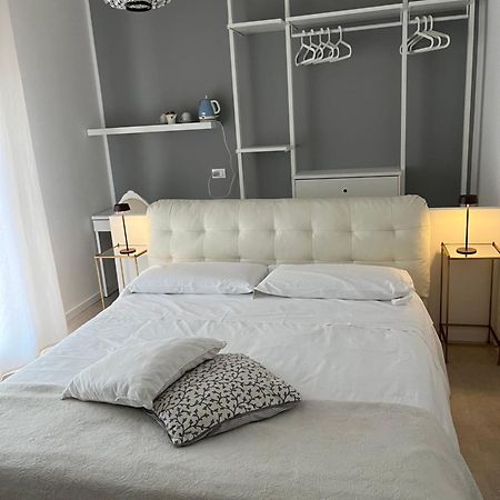 Bed and Breakfast Fleur Blanche Verona Exterior foto