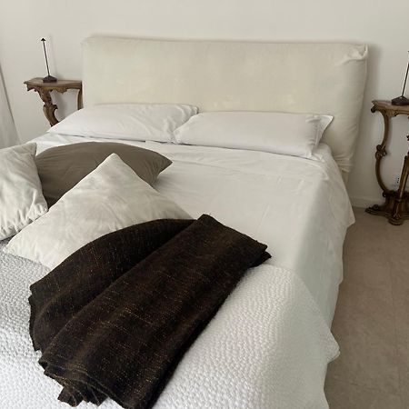 Bed and Breakfast Fleur Blanche Verona Exterior foto