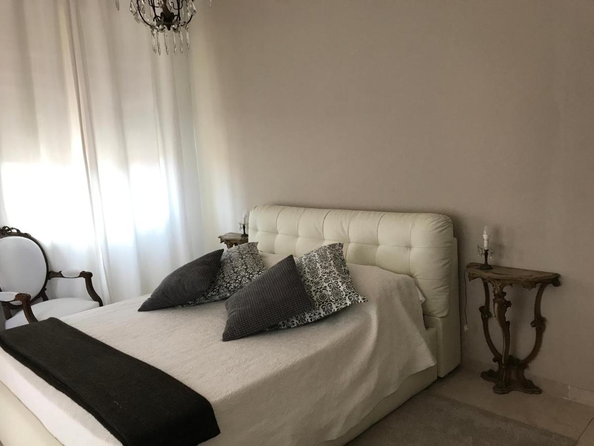 Bed and Breakfast Fleur Blanche Verona Exterior foto