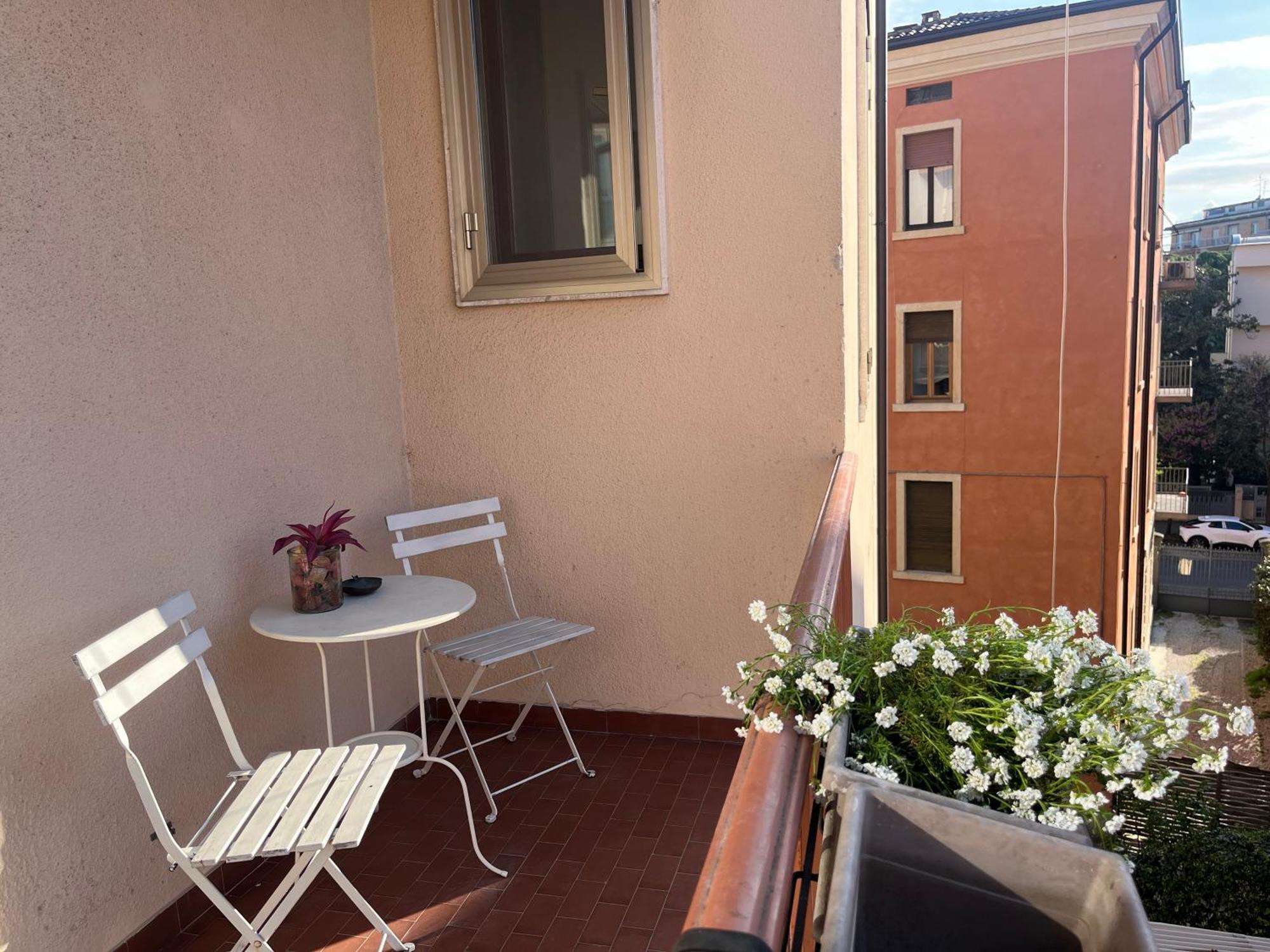 Bed and Breakfast Fleur Blanche Verona Exterior foto